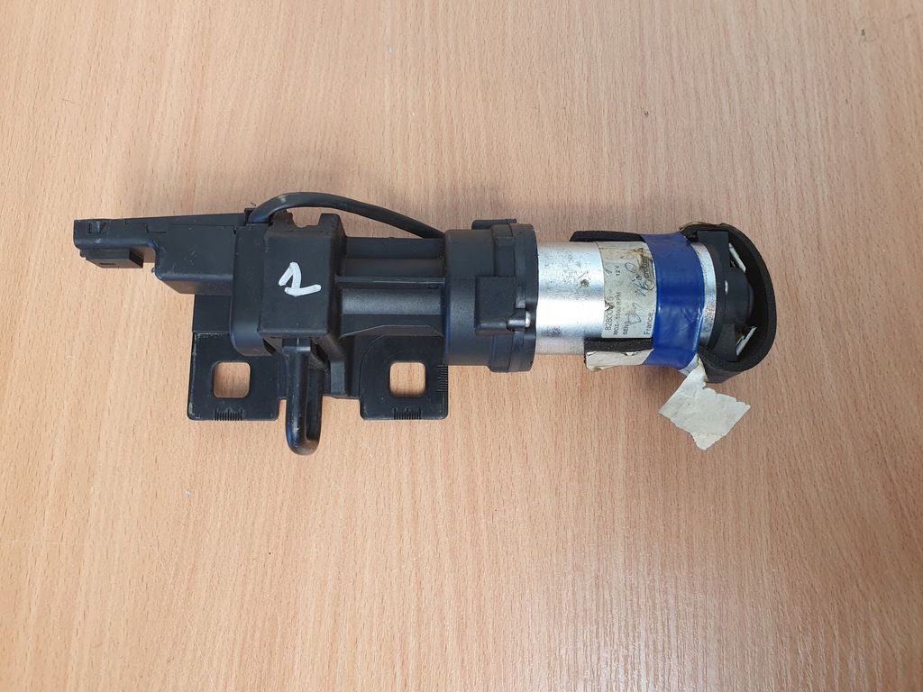 фото №2, Замок крышки задняя 82800515 renault vel satis