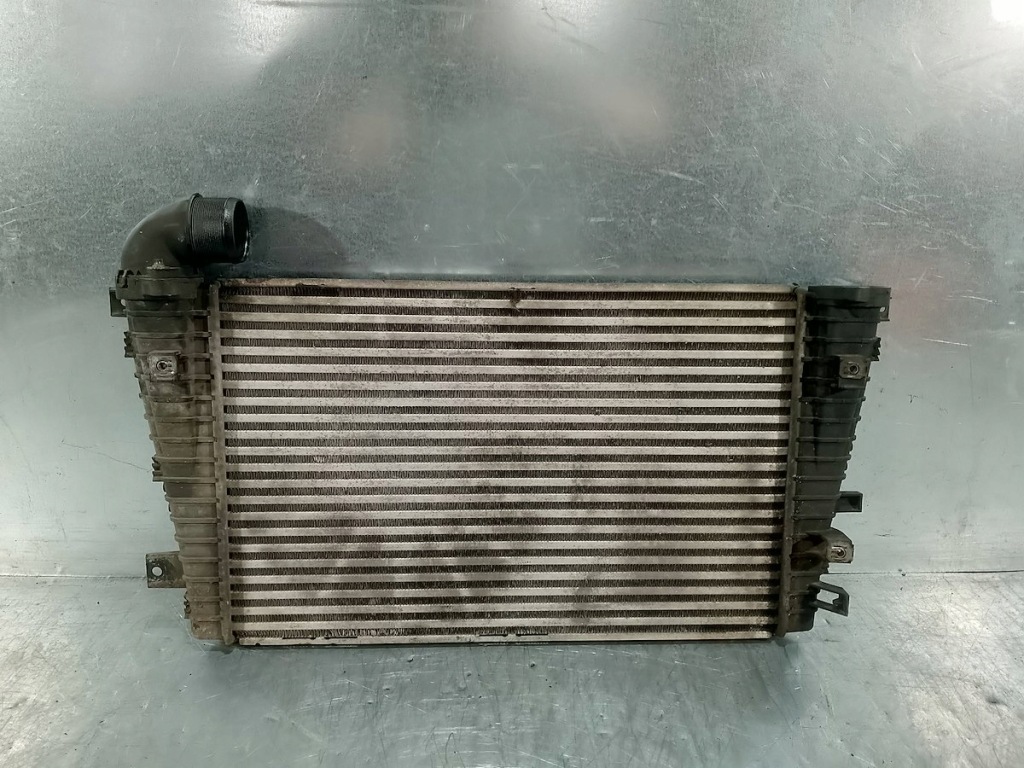 Купить Радиатор интеркулер opel astra h 13223393 1.9