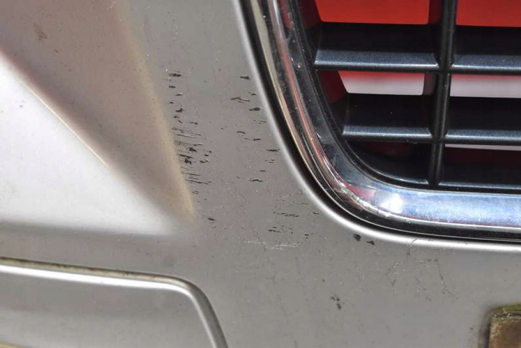 фото №9, Бампер перед передний серебристый 30657005 volvo v50 04-12