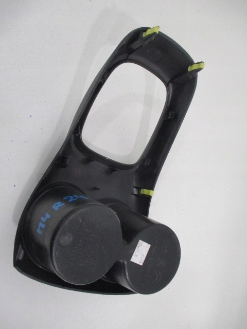 фото №9, Peugeot 108 рамка кронштейн na чашки 58804-0h010