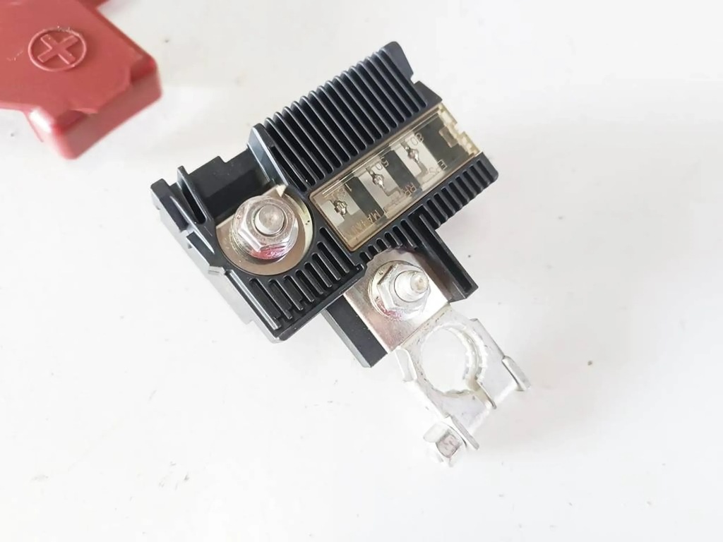 фото №3, Lexus rx iii 2010 450h клема плюсова