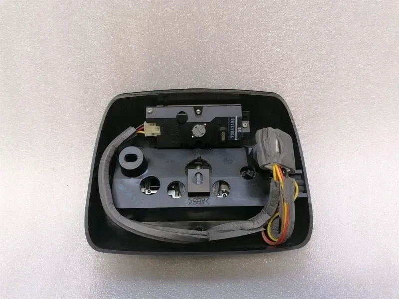 Лампа kopułkowa ferrari 360 f131 66398400 освещение салона освещение w Киев