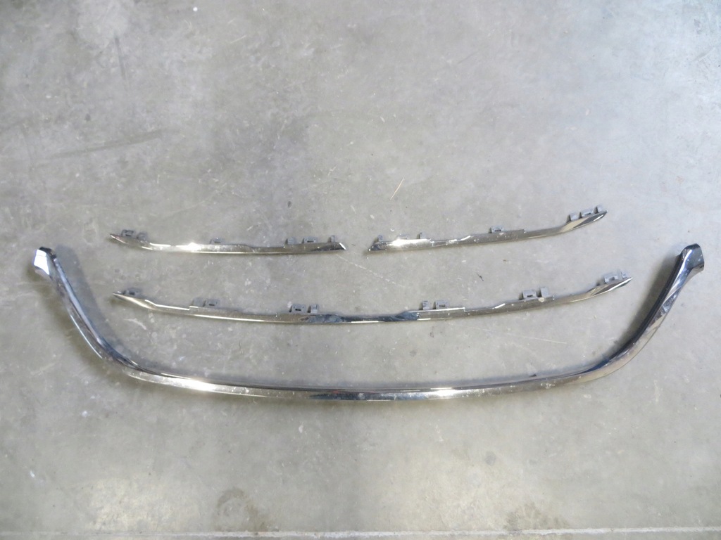 фото №1, Renault trafic iii lift хром решётка радиатора решётка радиатора