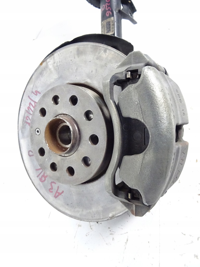 фото №15, Audi a3 8v амортизатор поворотний кулак права амортизаторна стійка 5q0256q 5q0413023eb