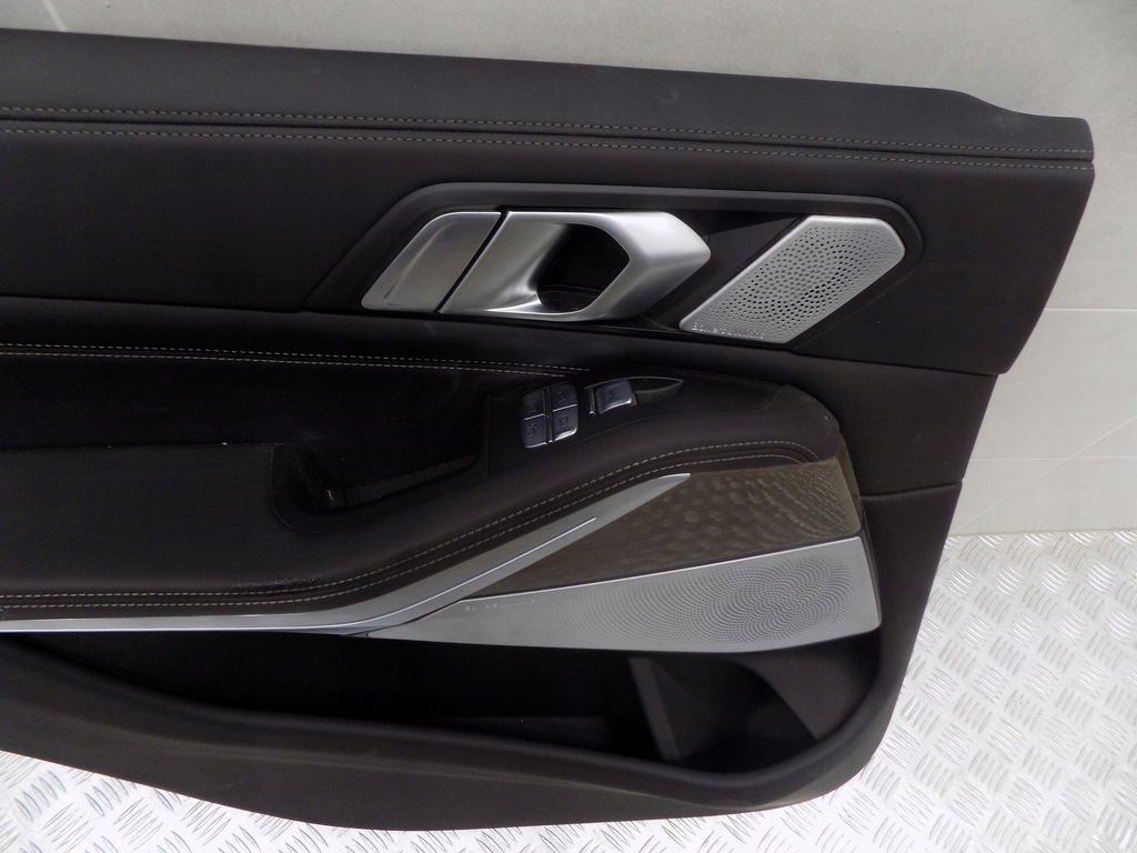 фото №8, Bmw x7 g07 обивка дверь обшивка bowers wilkins
