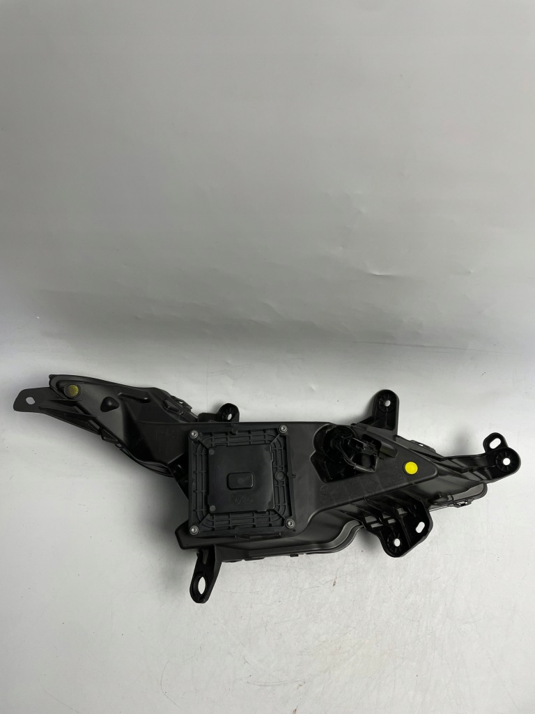 Фара противотуманная фара левый led drl renault megane e tech vision 266053014r оригинал Доставка