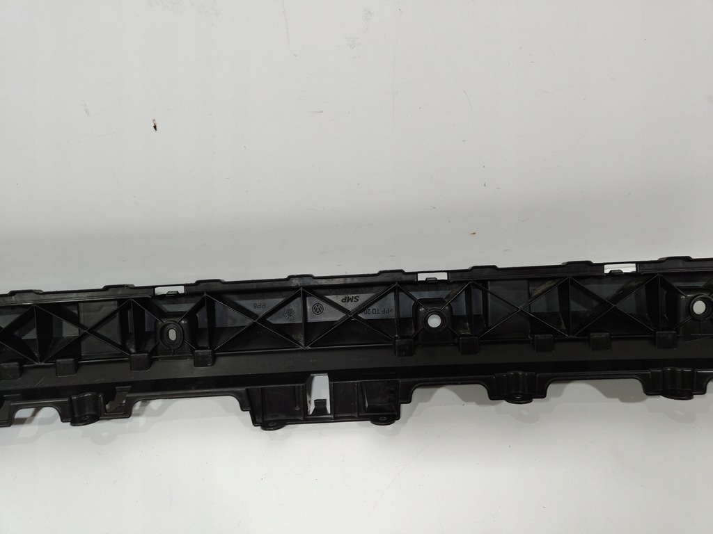 фото №11, Направляющая кронштейн бампера задняя vw t-roc t roc 2ga807863a