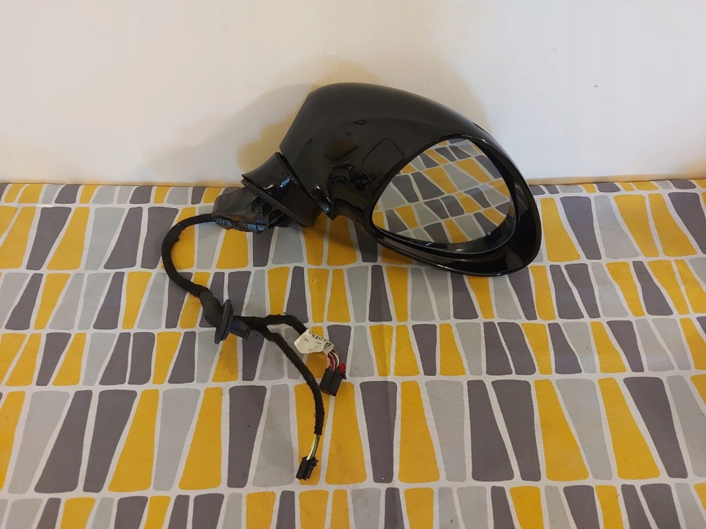 фото №1, Праве дзеркало 14+6 pin камера porsche panamera lift 970 c9z