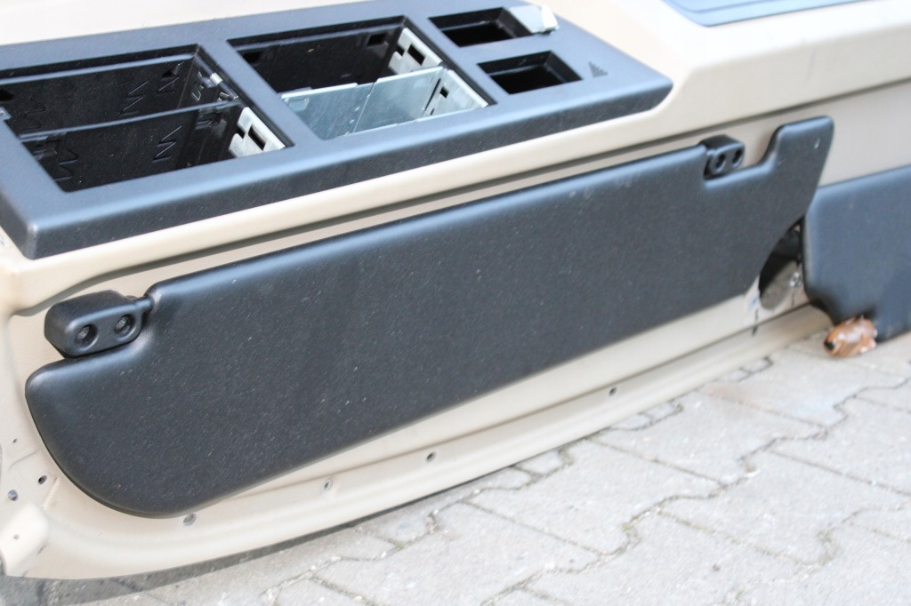 фото №4, Mercedes actros mp4 приборная панель верхний полка бардачок козырьки солнечные streamspace