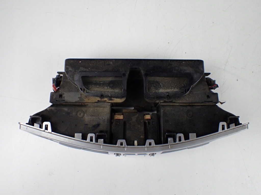 фото №6, Середня решітка обдув годинник mercedes s500 w221 a2218300954