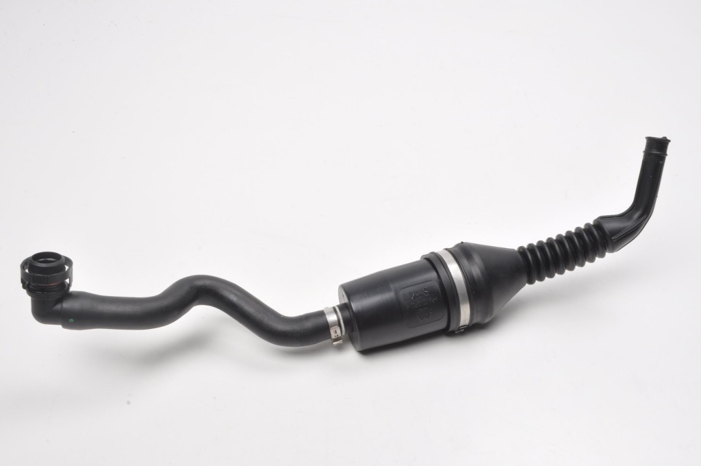 Ferrari portofino 3.9 f164 труба шланг фільтра вугільний 336701 Недорого