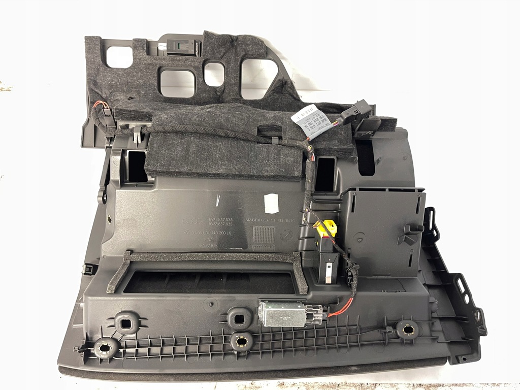 фото №9, Бардачок правый пассажира europa audi a4 b9 8w1857035