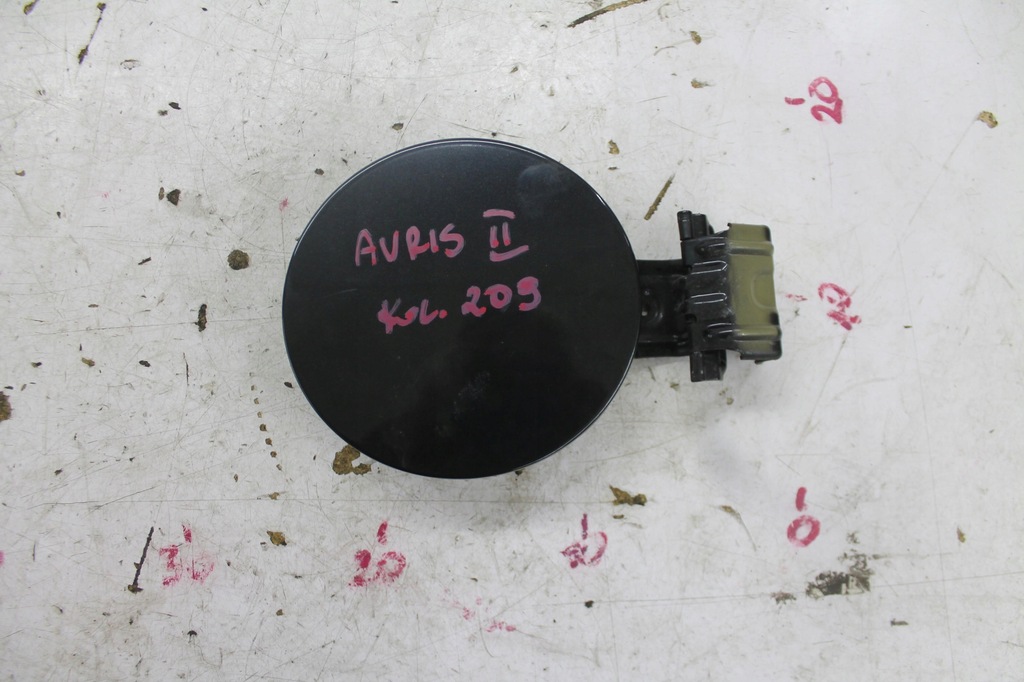 фото №1, Крышка заливной топлива auris ii e18 hb kol. 209 12-15