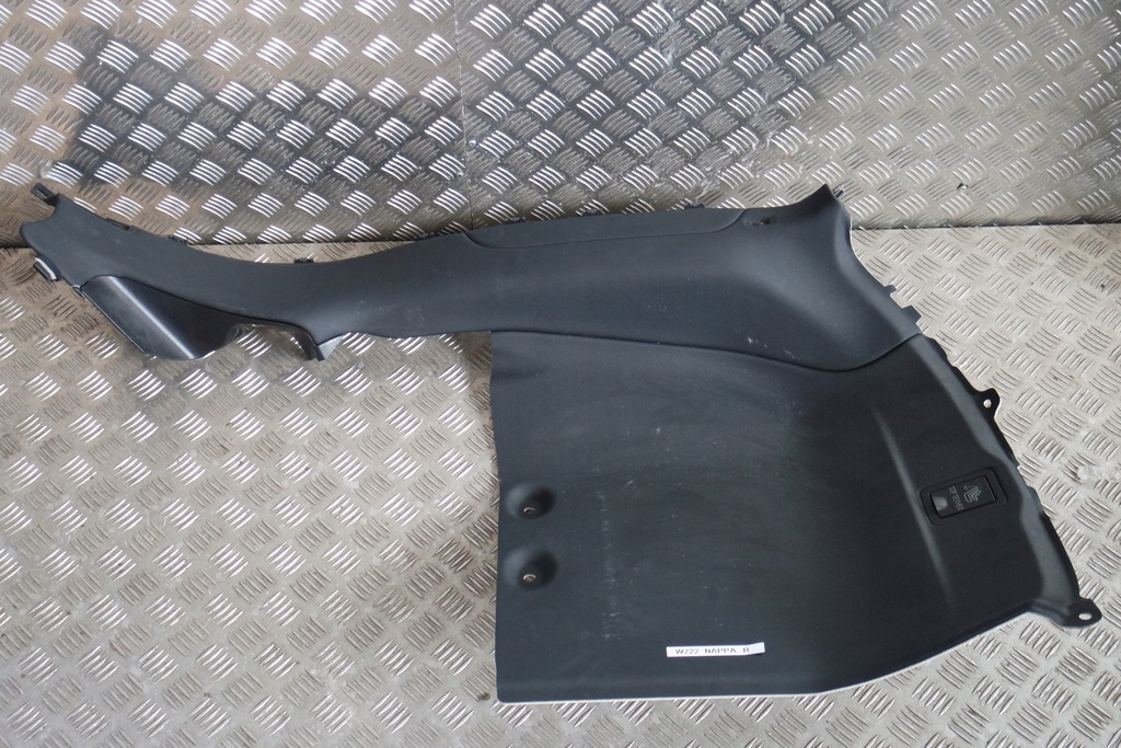 фото №1, Правая обивка заглушка mercedes w222 nappa