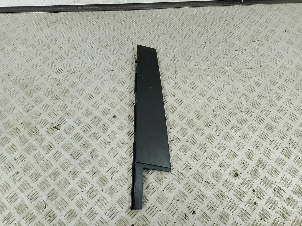 фото №1, Vw atlas cross lift 2021 молдинг дверь блок двигателя правый задняя 3cm839902