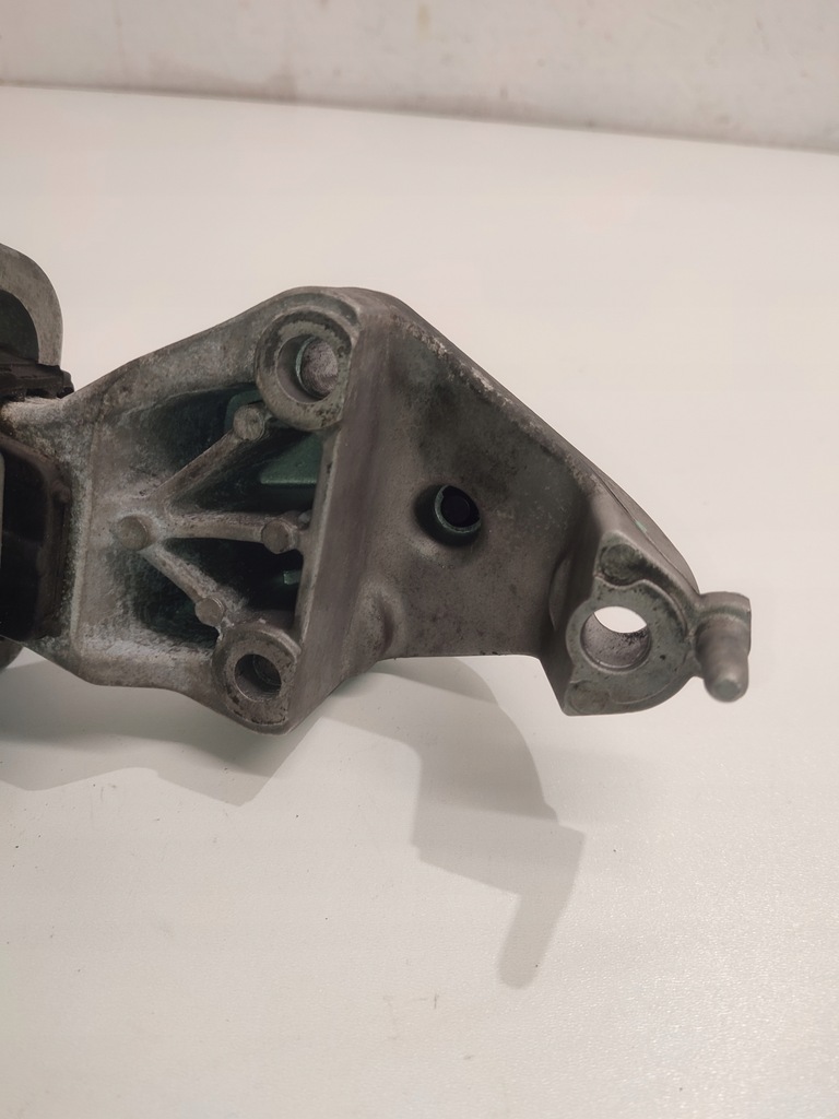 фото №7, Кронштейн подушка двигуна renault fluence 1.5 dci 2009-2020 кронштейн