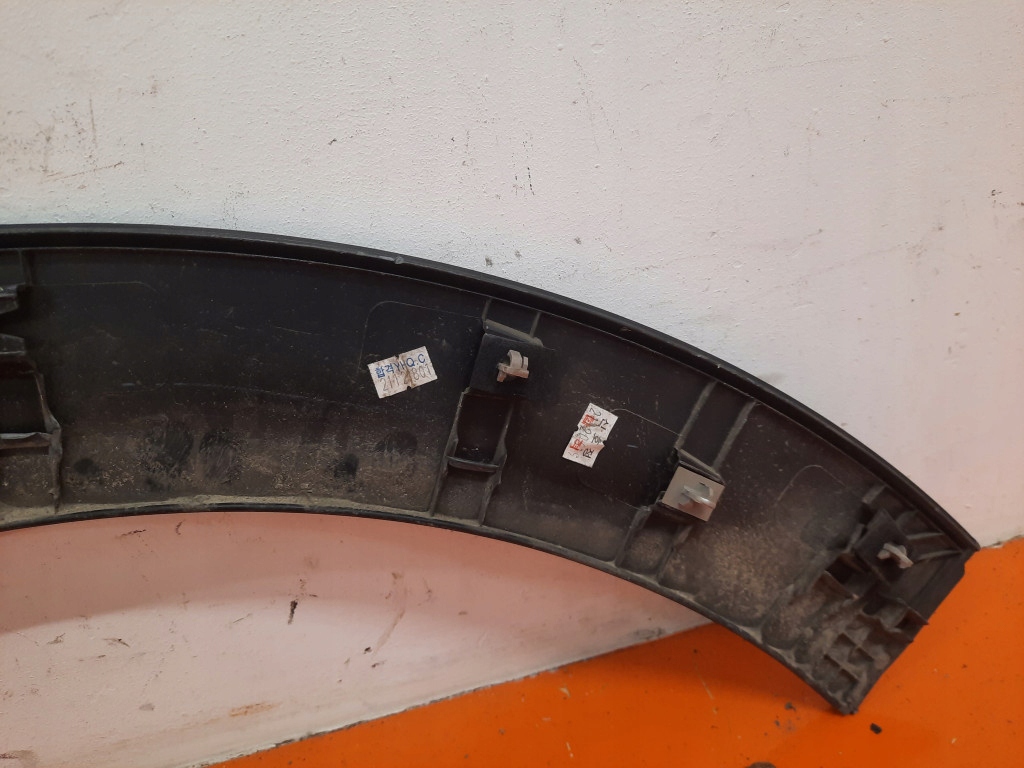 фото №5, Kia stonic 17- crossover молдинг крыла задняя задняя правый 87744h8400