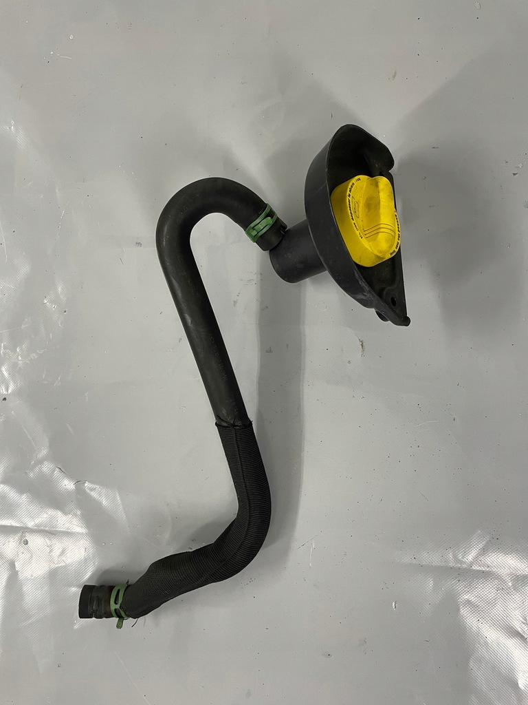 фото №1, Труба заливна горловина оливи renault master iii iv 2.3dci 152596817r