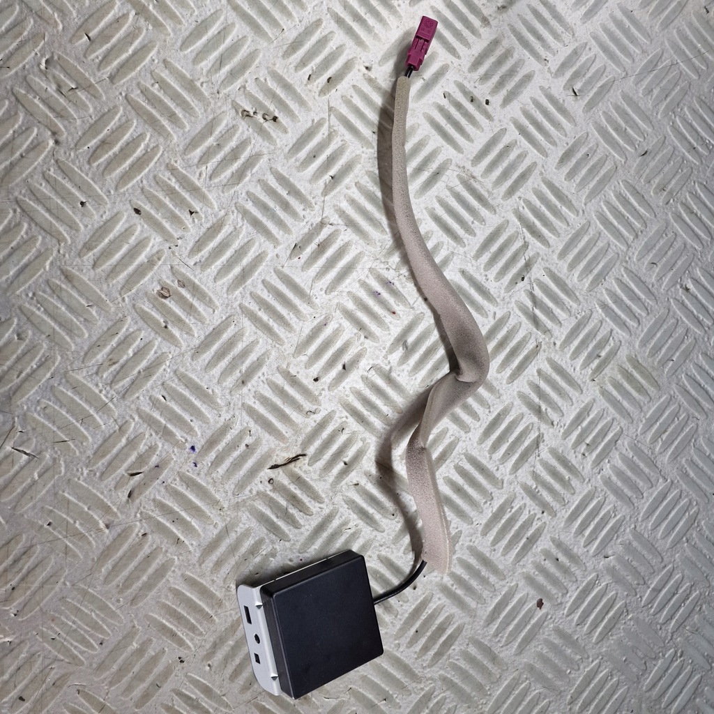 фото №1, Антена gps renault clio v 5 captur ii