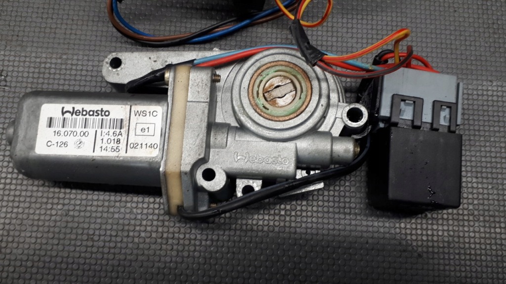 156020255 моторчик панель люк alfa 166 Доставка