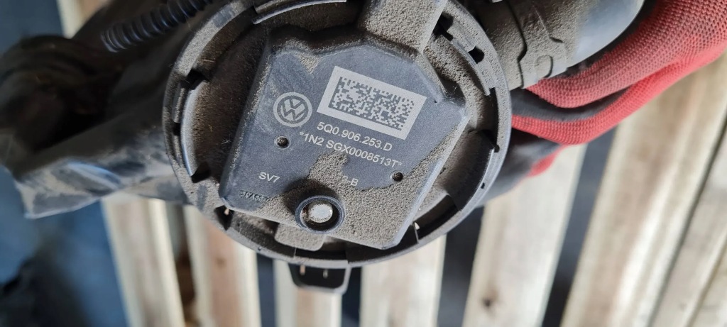 фото №4, S3 8v sedan a3 фильтр угольный топлива 2.0 tfsi 5q0201797f golf vii r