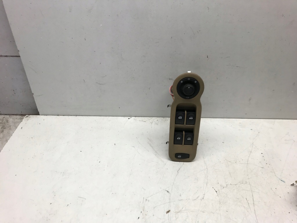 фото №1, Панель окон водителя renault modus 8200417848