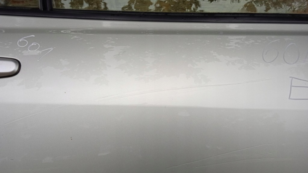 Купить Lexus is200 1 fl седан дверь задняя правый  1c0