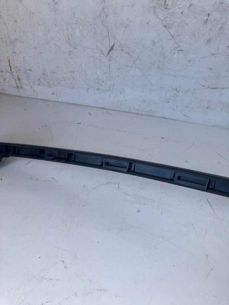 Рамка молдинг верхній двері лівий перед citroen c4 grand picasso 2 9677102180 в Україні