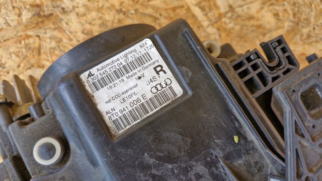 Фара audi a5 рестайлінг  ксенон led 8t0941006e Зі Шроту