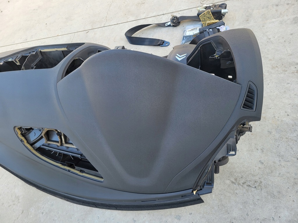 фото №9, Citroen c5 iii x7 10r приборная панель консоль air bag ремни подушка коленная