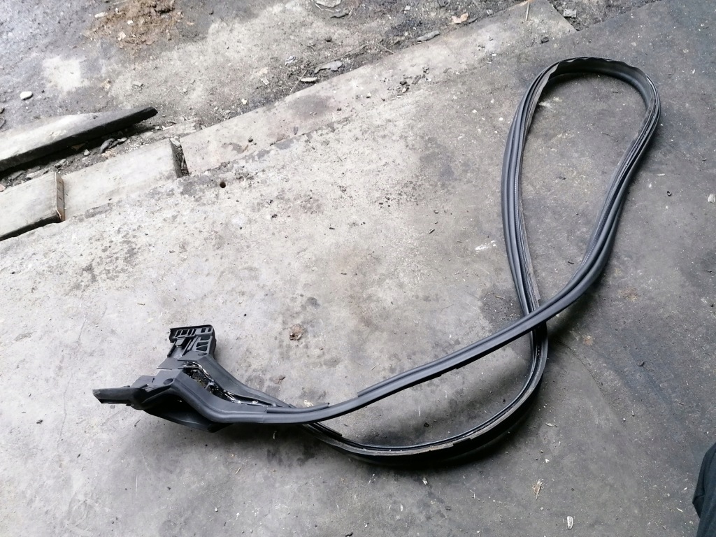 Купити Mercedes w172 slk прокладка дах двері r172 ladna