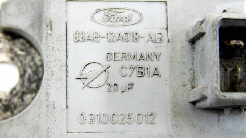 R/19 ford mondeo mk3 focus модуль зажигание c7b1a Оригинал
