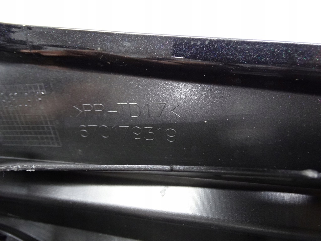 фото №16, Maserati grecale trofeo 22- бампер задний карбон 670179319 оригинальный