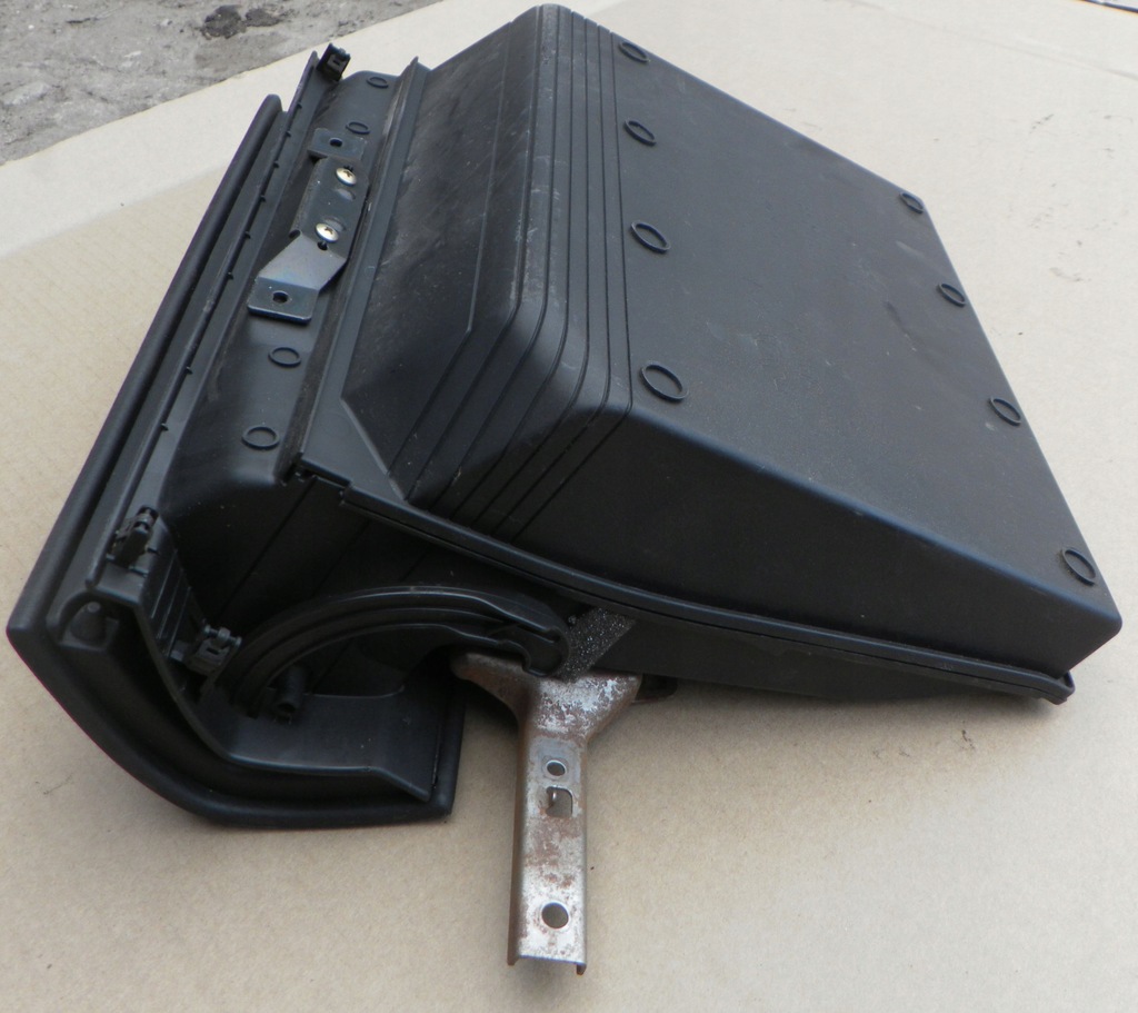 фото №5, Honda accord vi 1.8 1999 бардачок пассажира