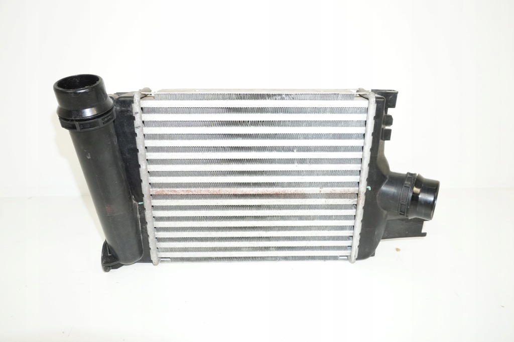 Купити Dacia renault 0.9 tce радіатор інтеркулер оригінал