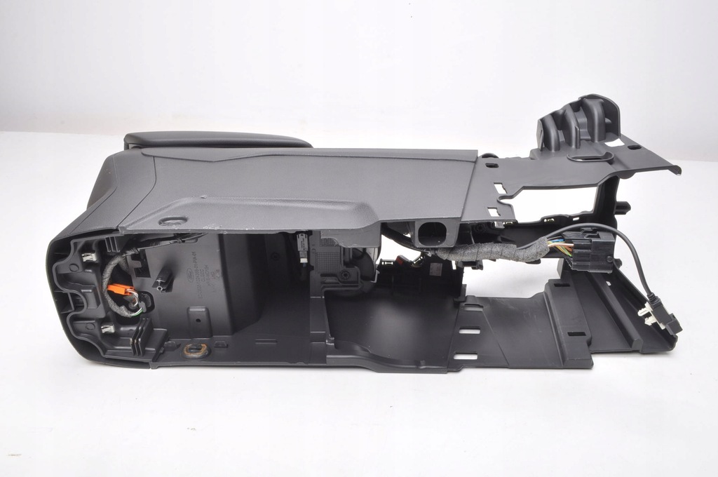 фото №10, Ford focus mk3 тунель середній підлокітник