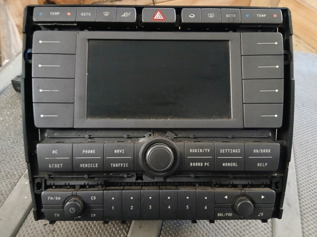 фото №1, Радио заводской vw phaeton 3d0035007l радиопроигрыватель