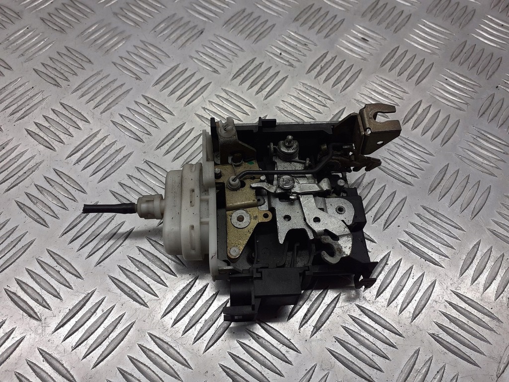 фото №1, Замок двері правий перед audi a3 8l 2pin