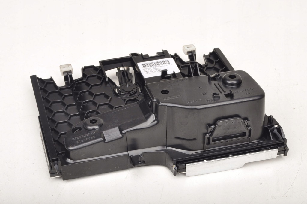 фото №7, Volvo xc60 ii пепельница панель 31389185