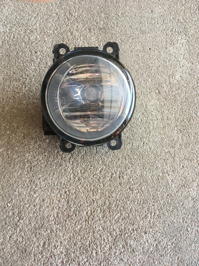 фото №1, Противотуманная фара левый renault 261558707r