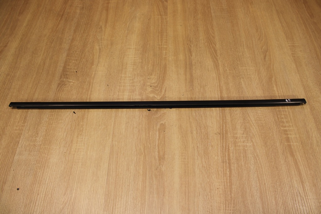 фото №1, Молдинг уплотнитель дверь левый задняя chevrolet orlando