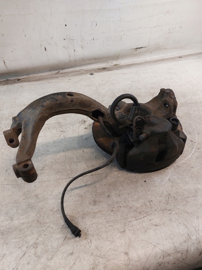 фото №13, Поворотний кулак ліва передня audi a6 c5 2.5tdi