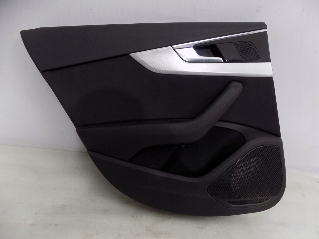 фото №1, Audi a4 b9 8w9 обшивка обивка дверь левый задняя