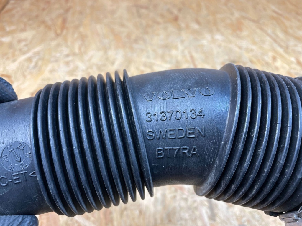 Купить Впуск воздухозаборник канал шланг воздуха volvo v40 ii 31370134 2012-