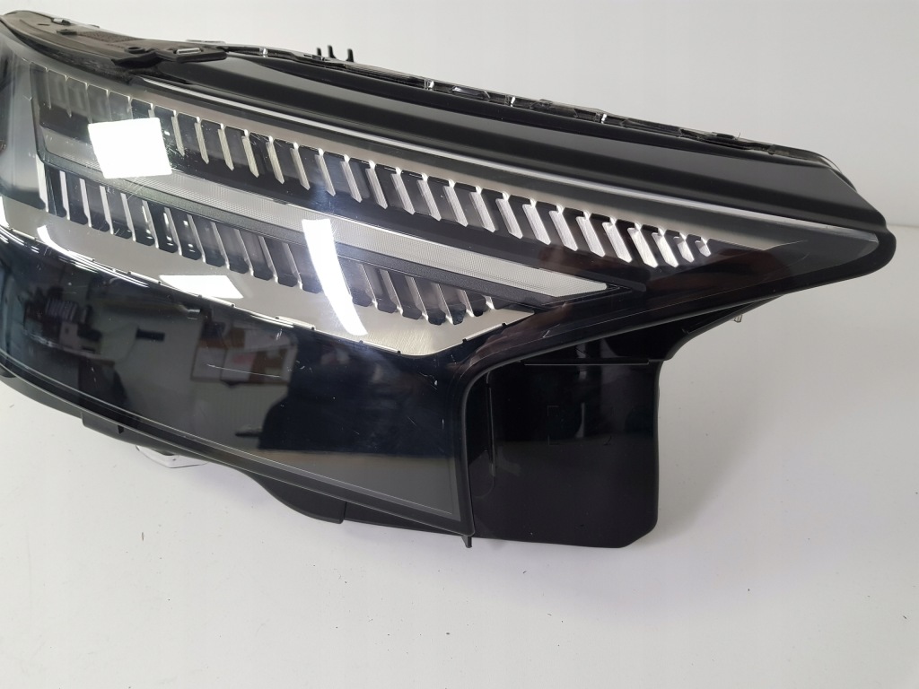 фото №12, Audi q4 e-tron full led matrix лампа правий перед europa 89a941036 fv