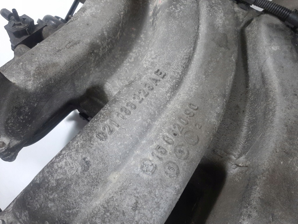 фото №14, Mercedes w638 v-klasa 2.8 12v 98r колектор впускний 021133223ae