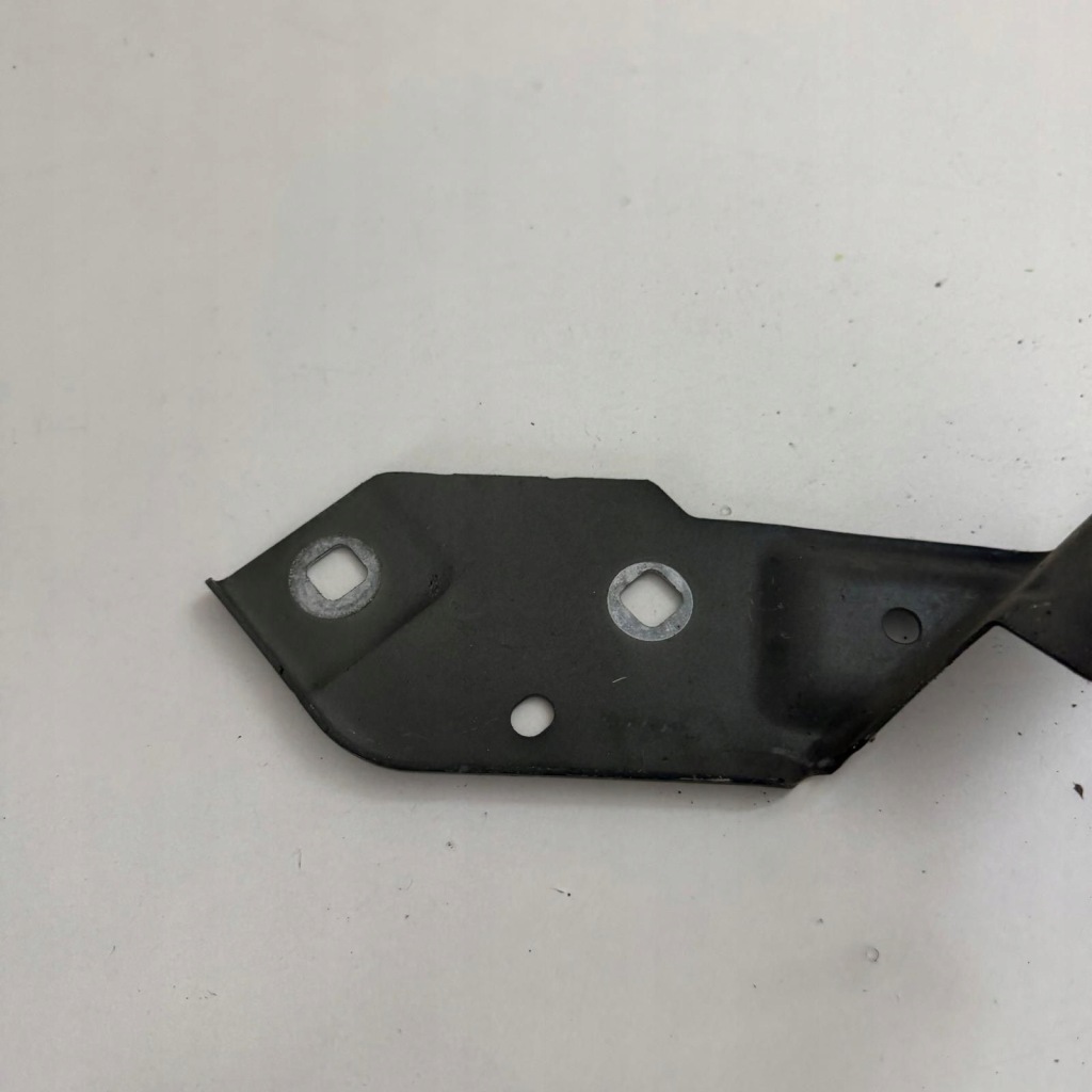 Кронштейн кронштейн кронштейн крила правий перед renault captur оригінальний номер 620428853a Зі Шроту