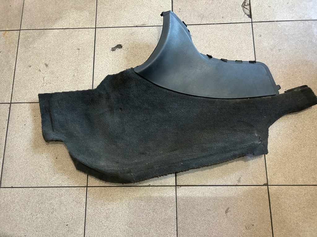 фото №1, Защита обивка левая туннель среднего a8 d2 94-02