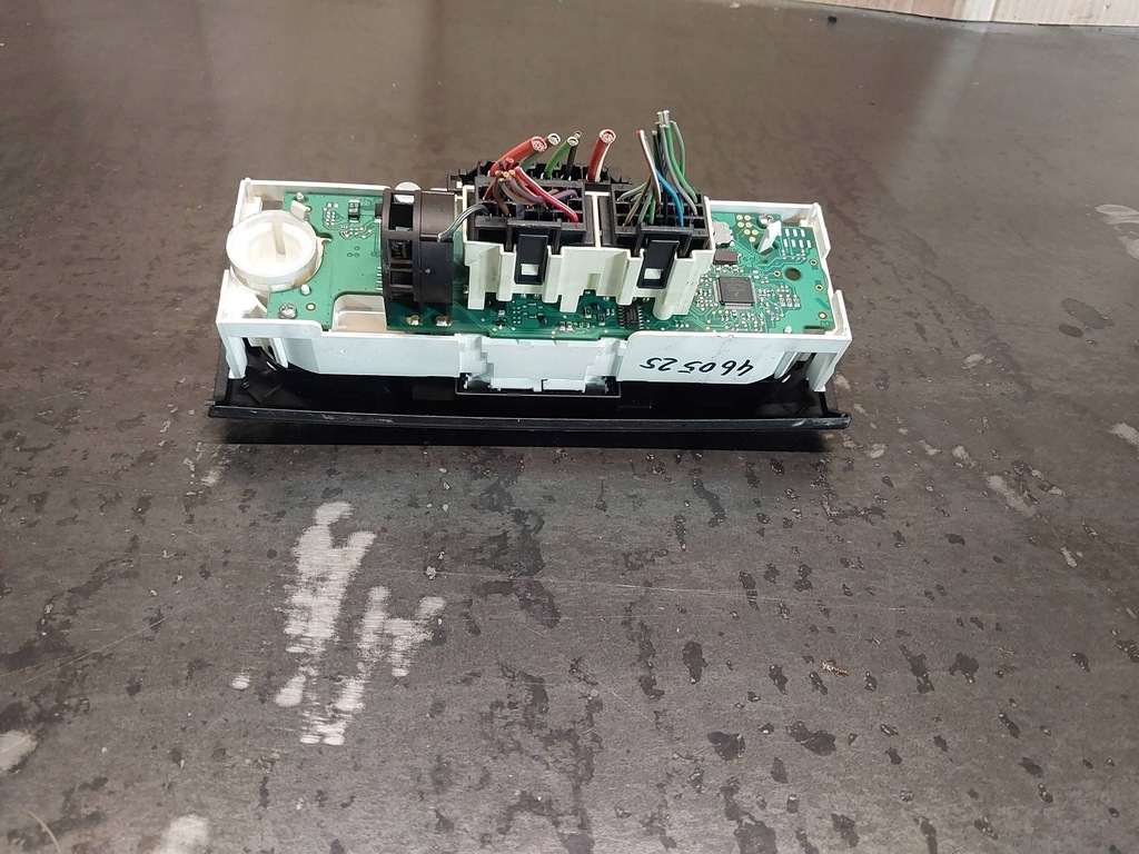 фото №8, Панель кондиционера skoda fabia mk2 5j 5j0820045b