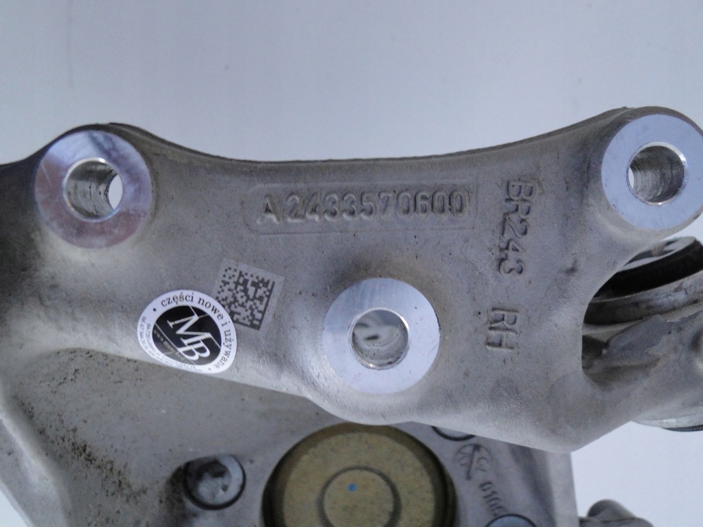 фото №9, Mercedes eqb 243 x243 w243 поворотный кулак ступица задняя правая